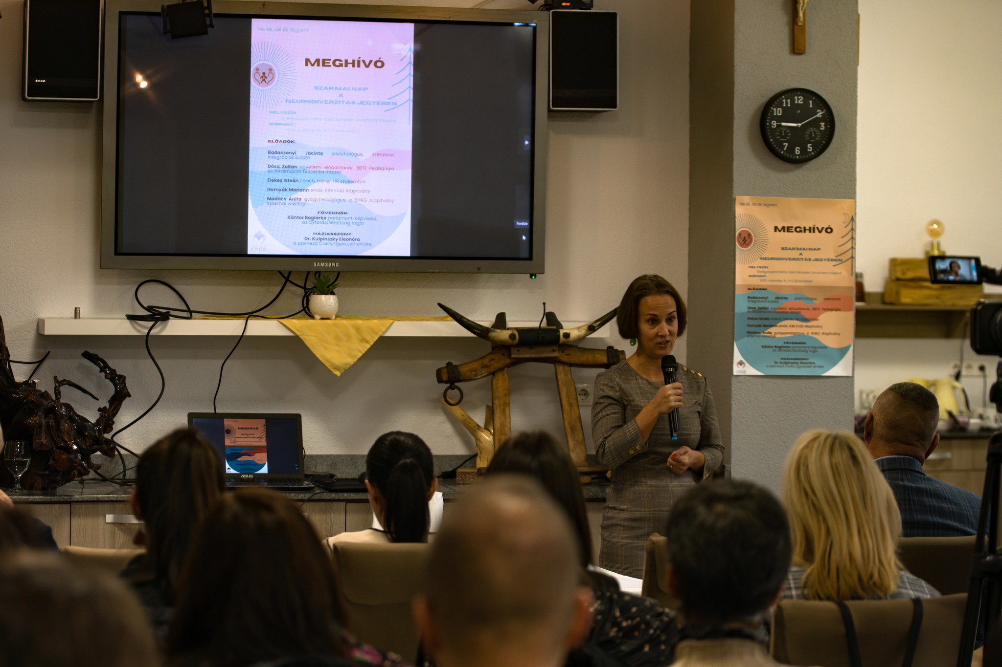 Neurodiverzitás-központú szakmai nap Gyergyószentmiklóson