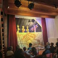 Új színpadtechnikai eszközök támogatásból a gyergyószentmiklósi Halvirág Bábszínháznak